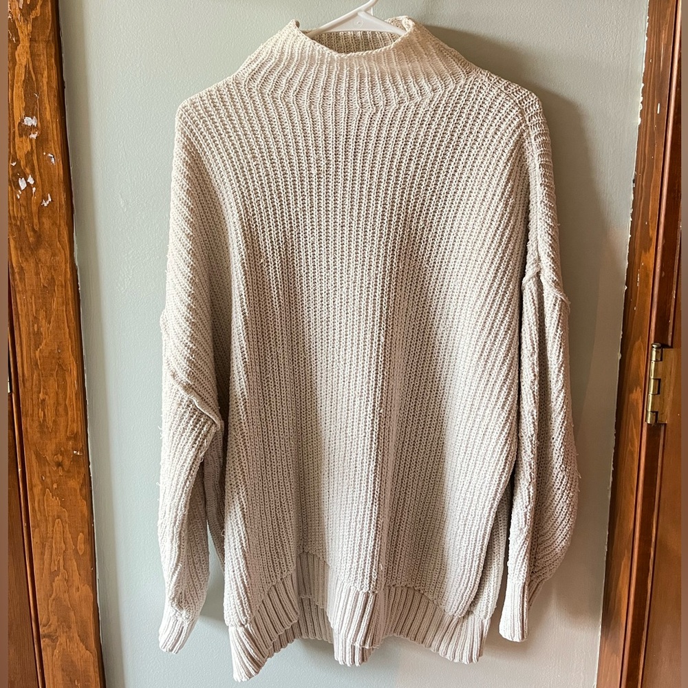 Aerie Oversized Cream Turtle Neck